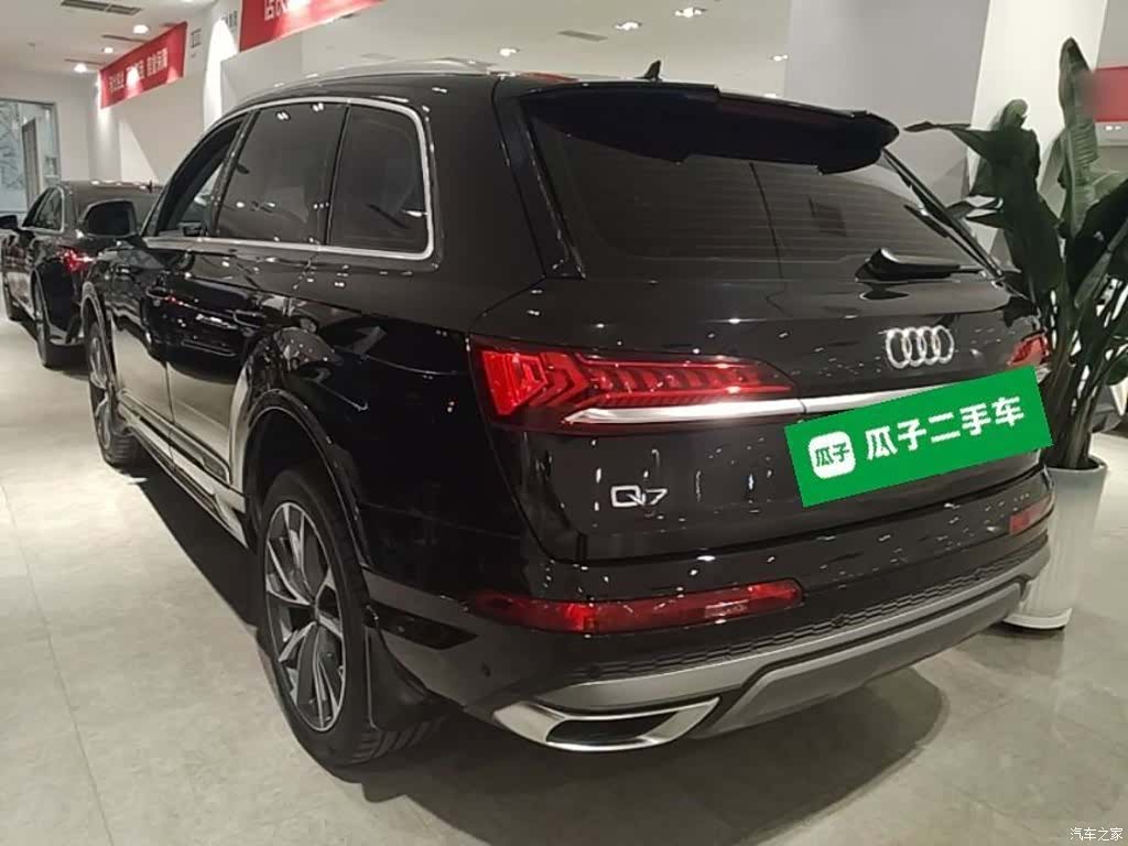 Audi Q7, 2023 все фото