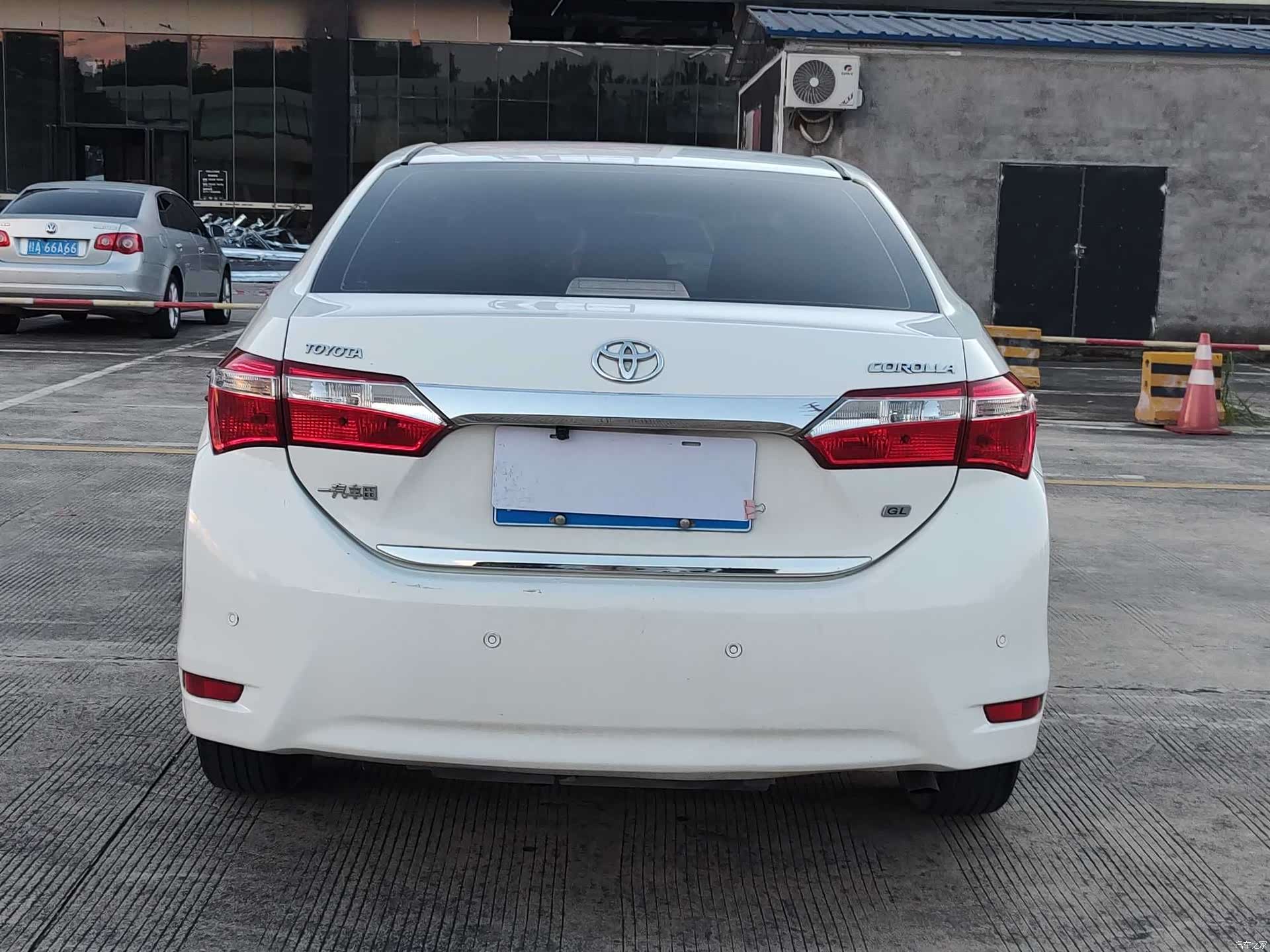 Toyota Corolla, 2015 6