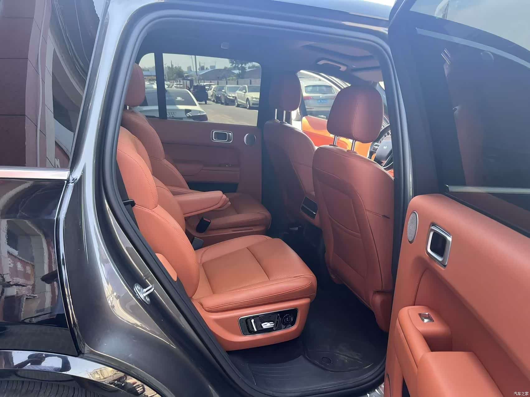 Li Auto L8, 2023 все фото