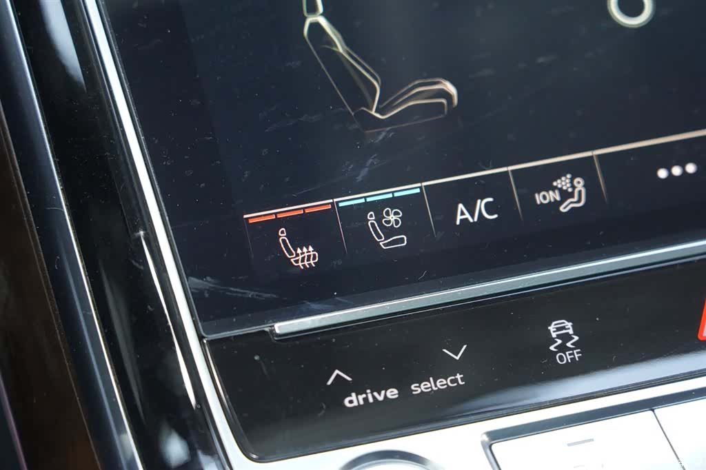 Audi A8L, 2020 10