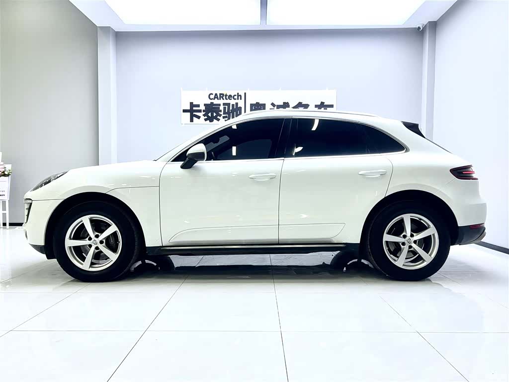 Porsche Macan, 2017 2