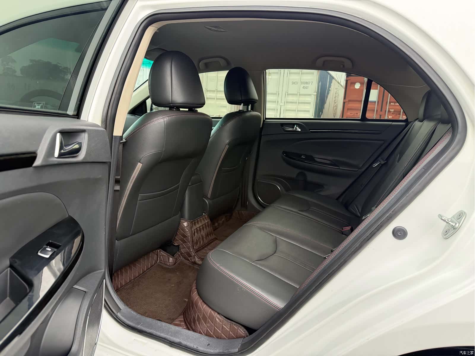 BYD E5, 2019 7