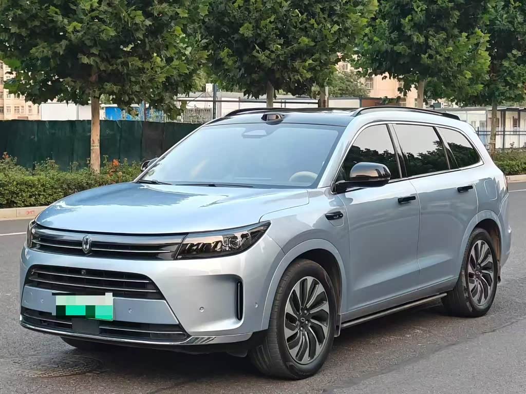 AITO M7