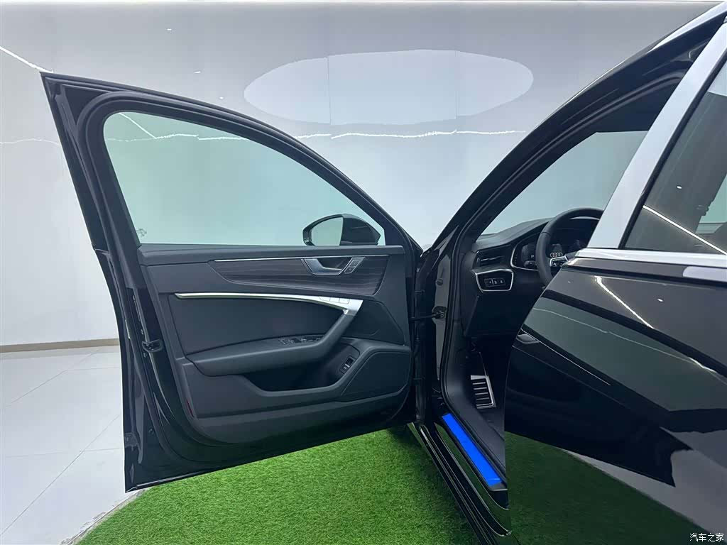 Audi A6L, 2025 12