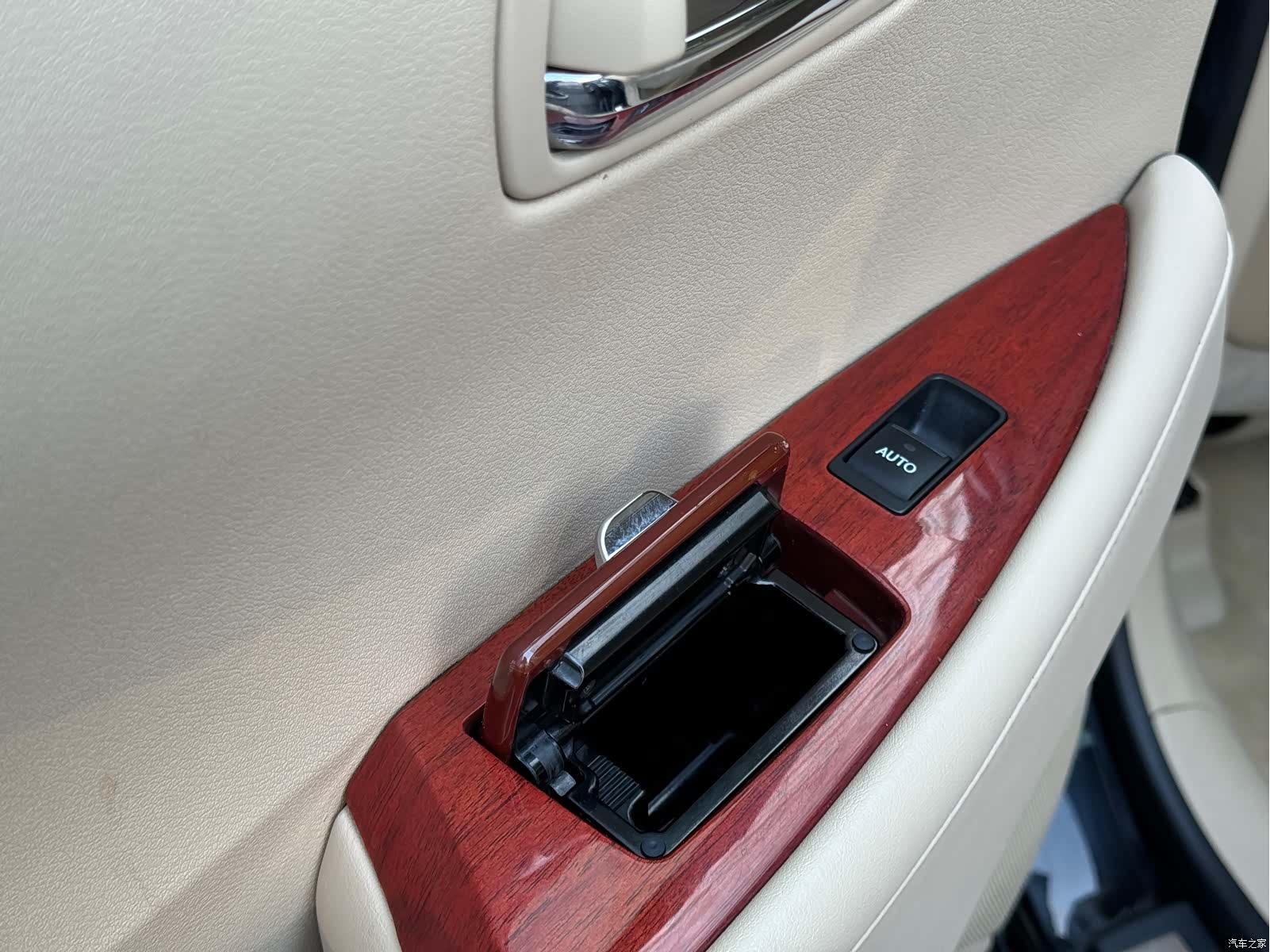 Lexus ES, 2009 12