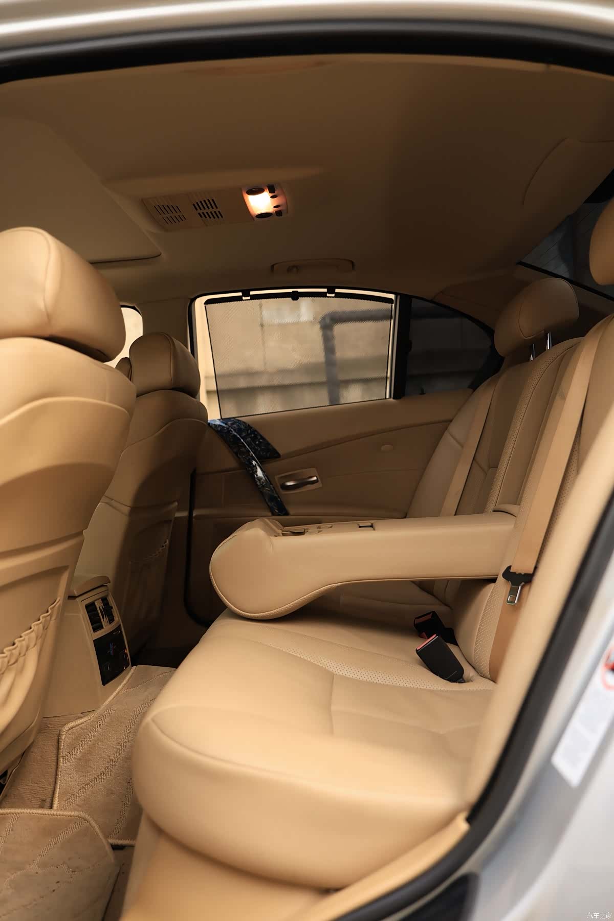 BMW 5 Series, 2005 9