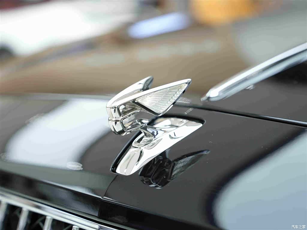 Bentley Flying Spur, 2024 20