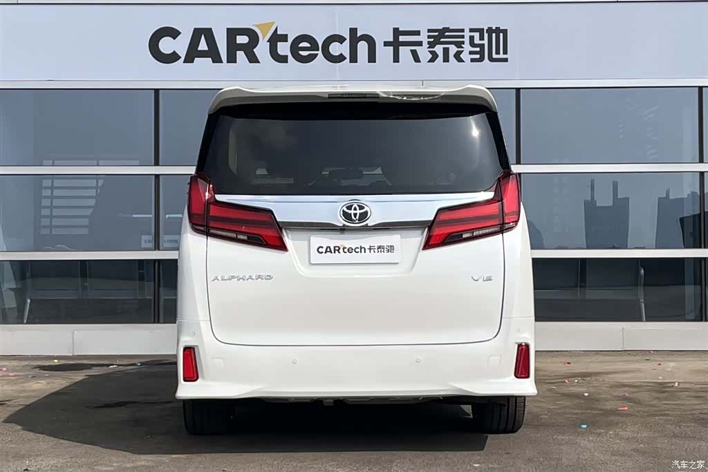 Toyota Alphard, 2016 4