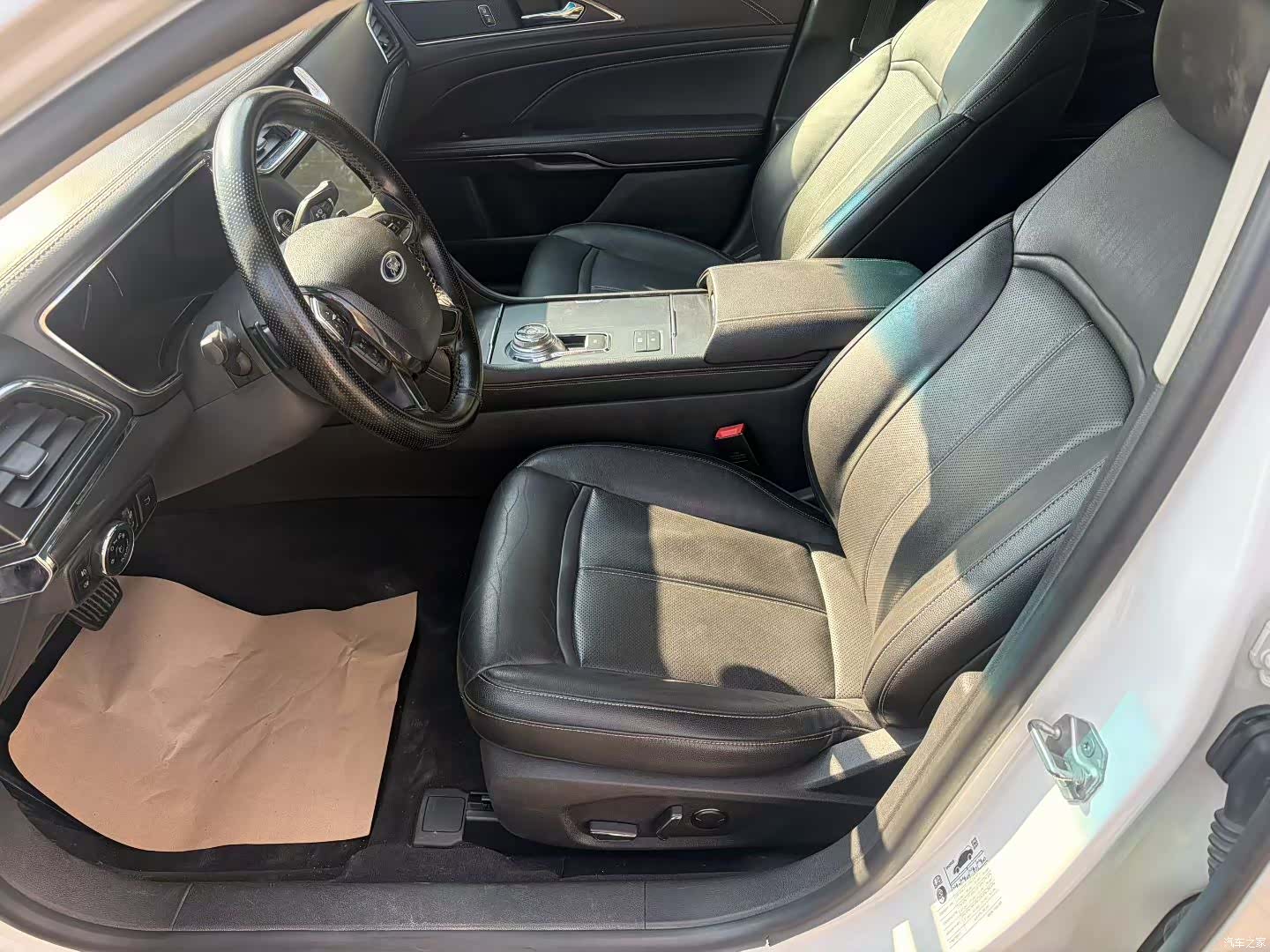 Ford Taurus, 2017 все фото