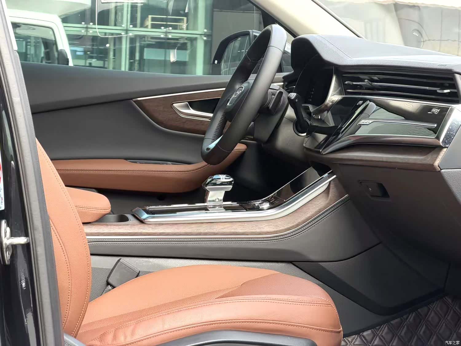 Audi Q7, 2023 6