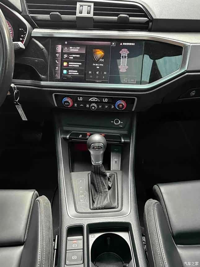 Audi Q3, 2024 14