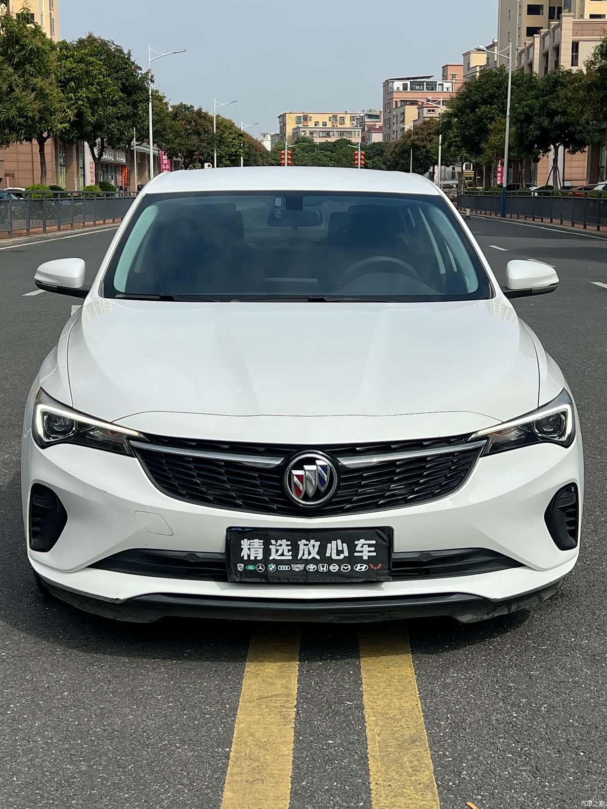 Buick Verano, 2023 2