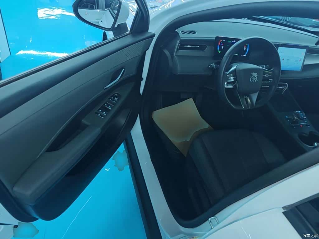 BYD Qin, 2025 16