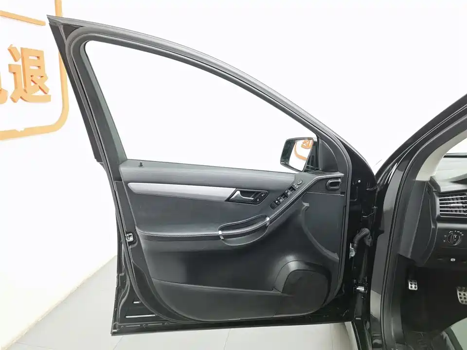 Mercedes-Benz R-class