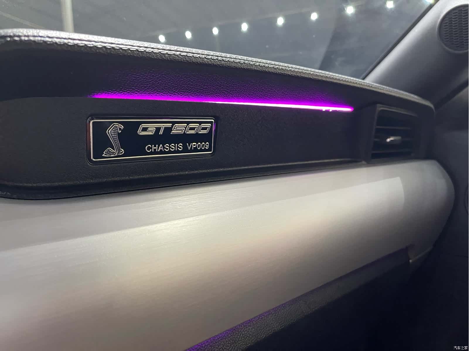 Ford Mustang, 2017 16