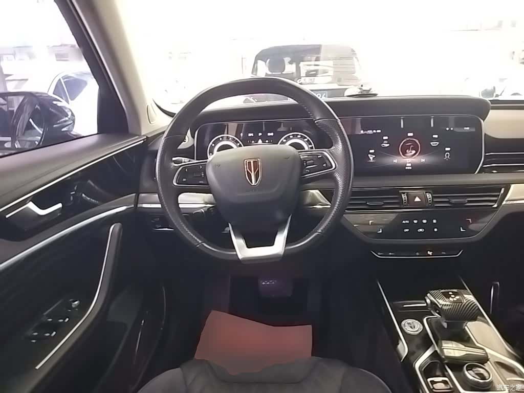 Hongqi HS5, 2022 4