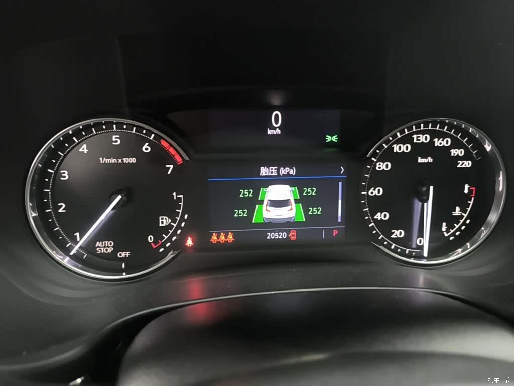 Cadillac XT4, 2023 12