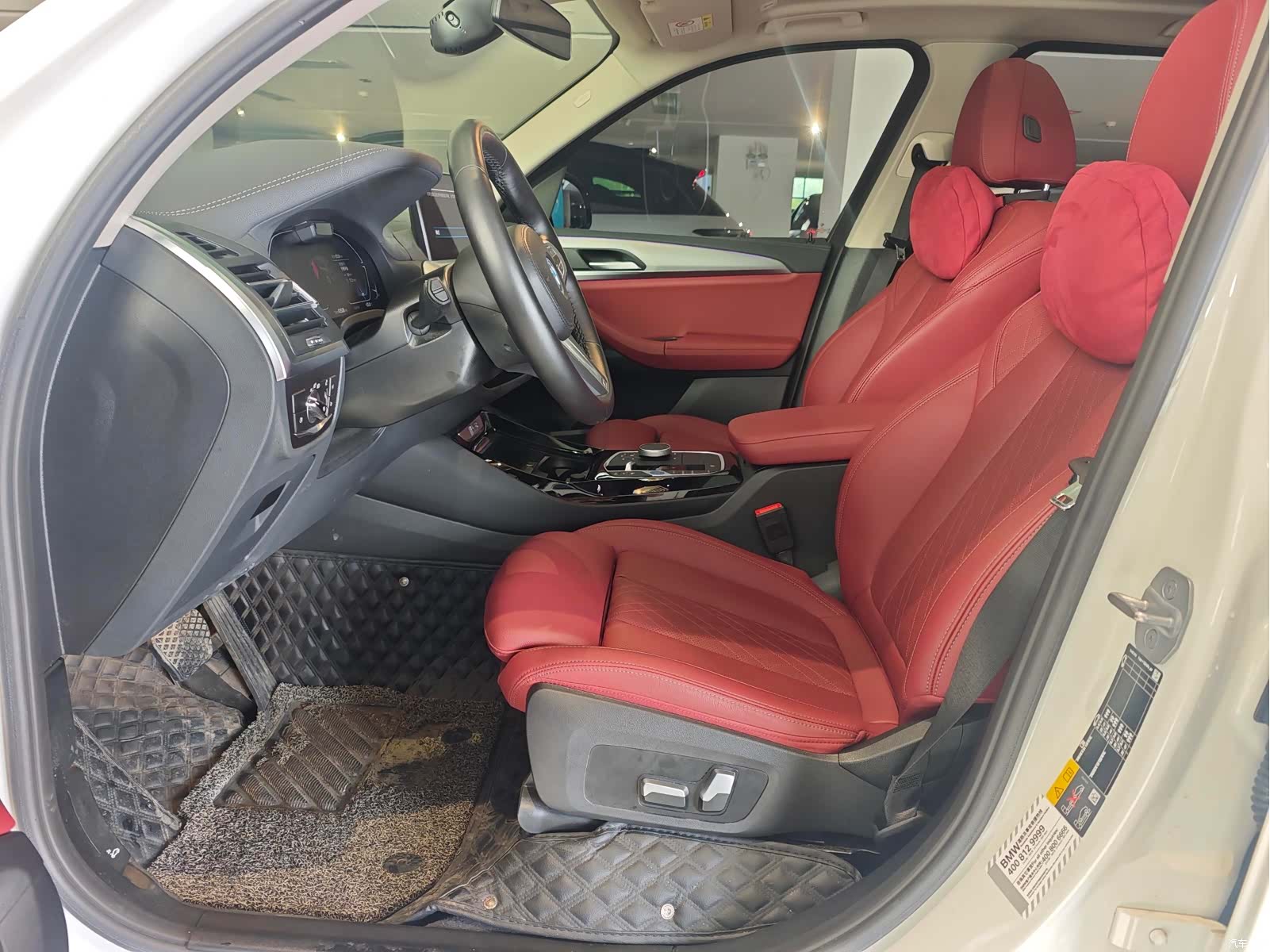 BMW iX3, 2023 4