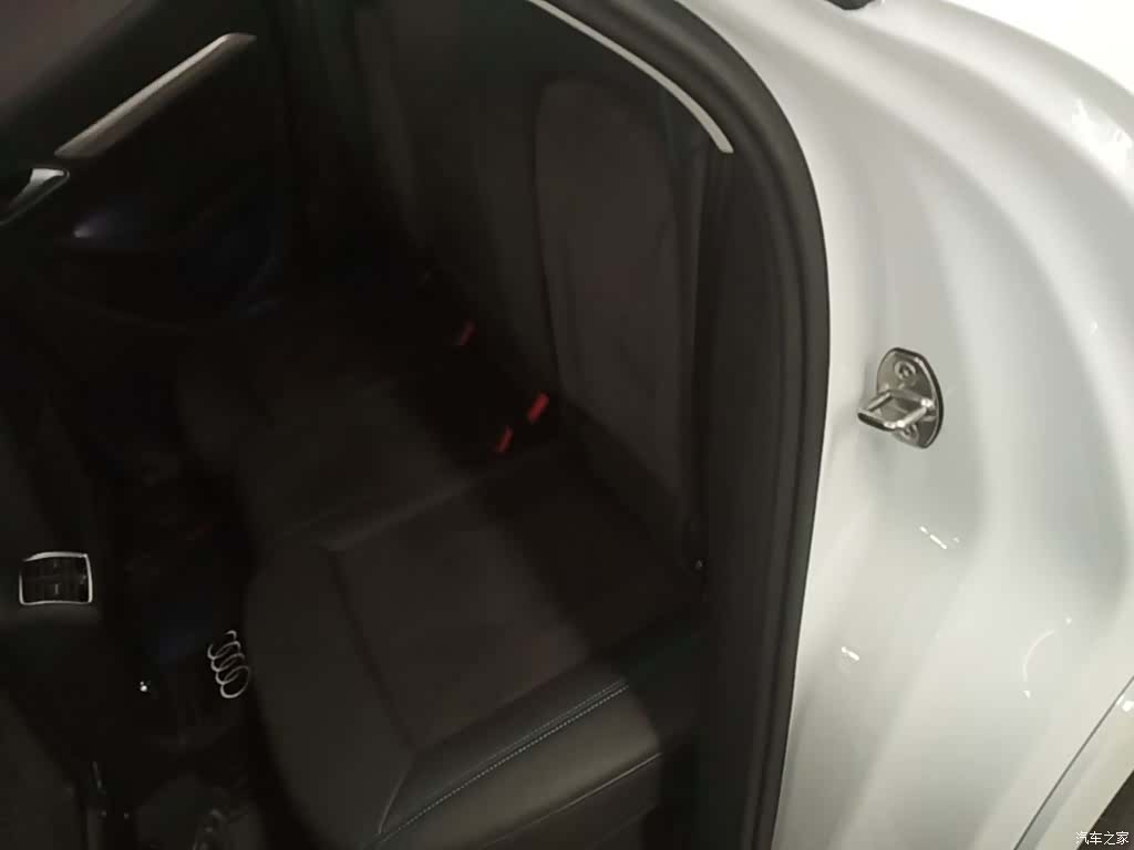 Audi Q3, 2018 17