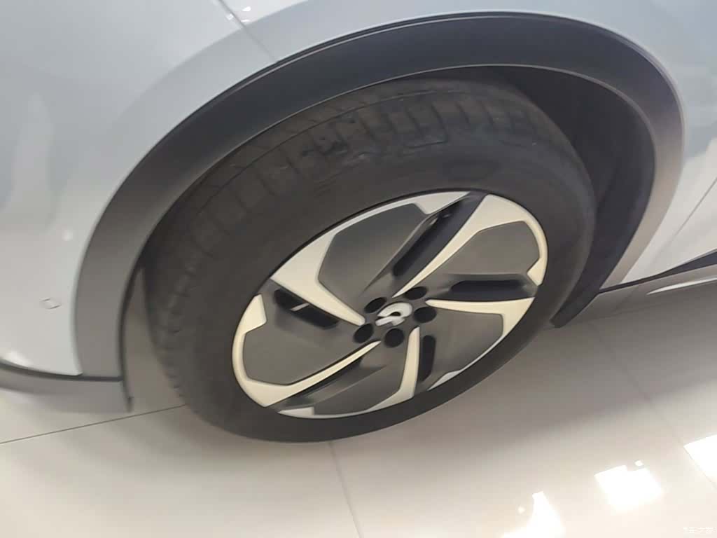 NIO ES6, 2023 25
