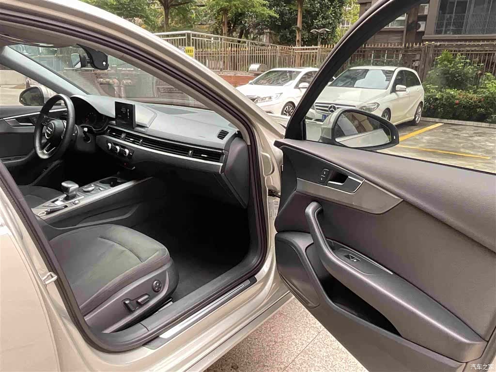 Audi A4L, 2020 7