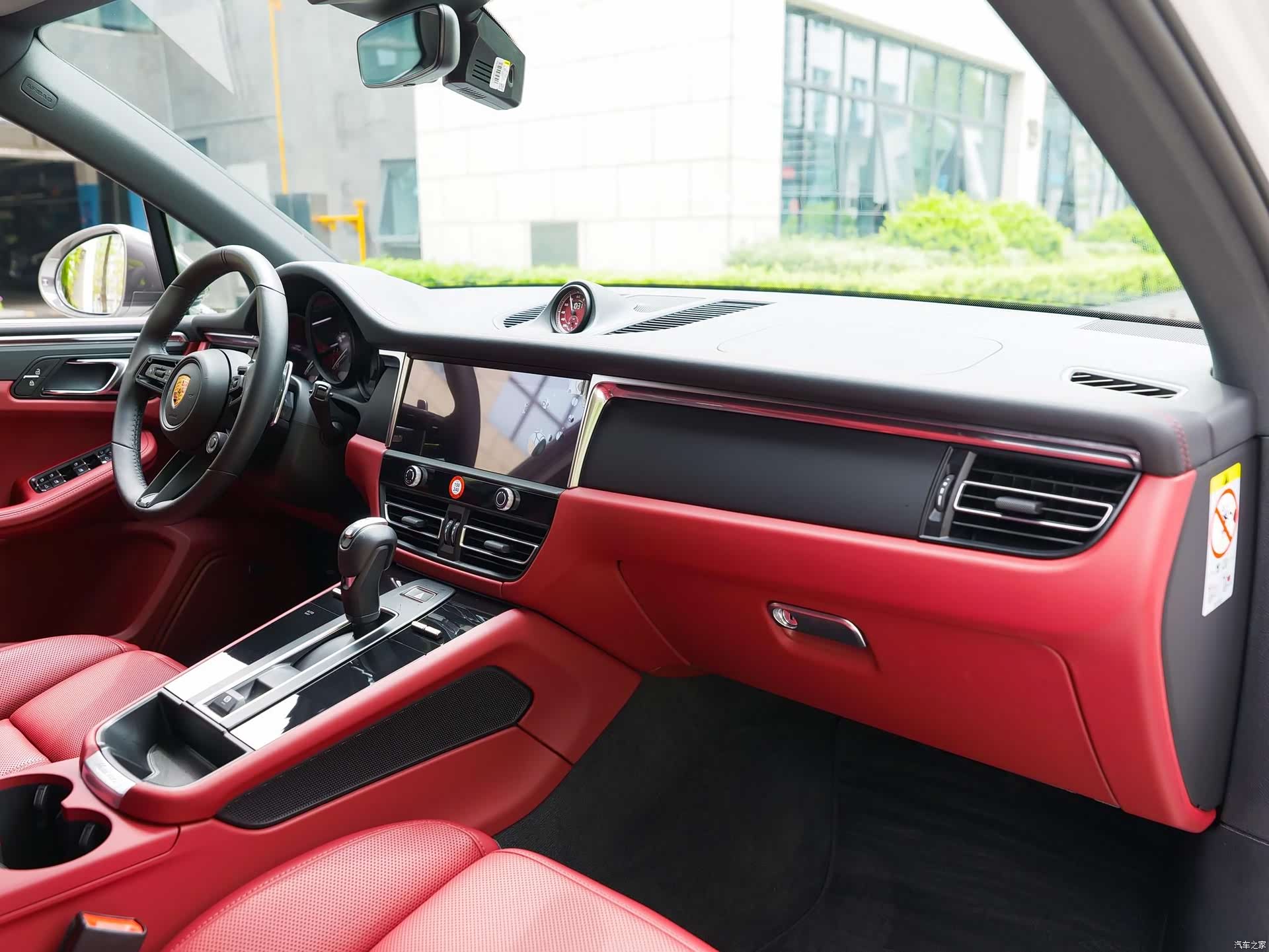 Porsche Macan, 2021 8