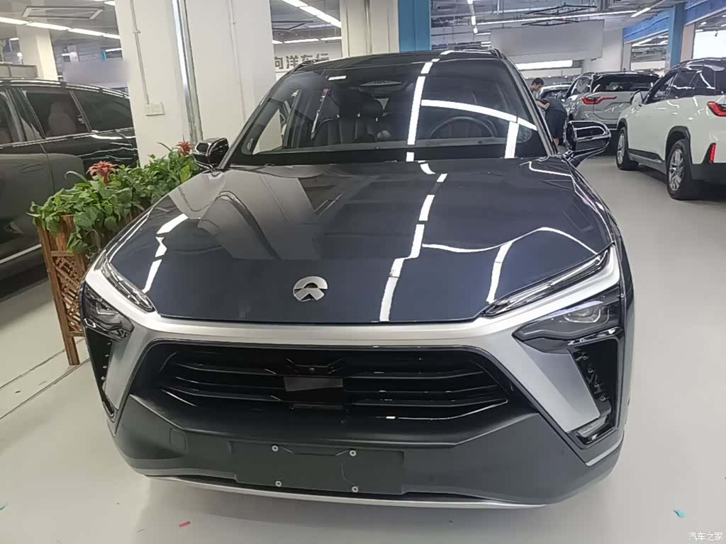 NIO ES8, 2022 3