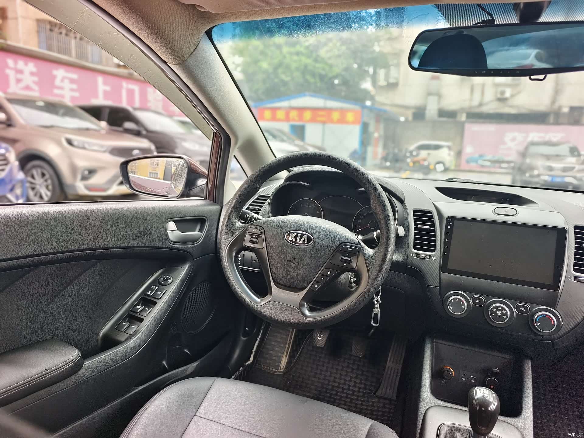 Kia K3, 2015 7