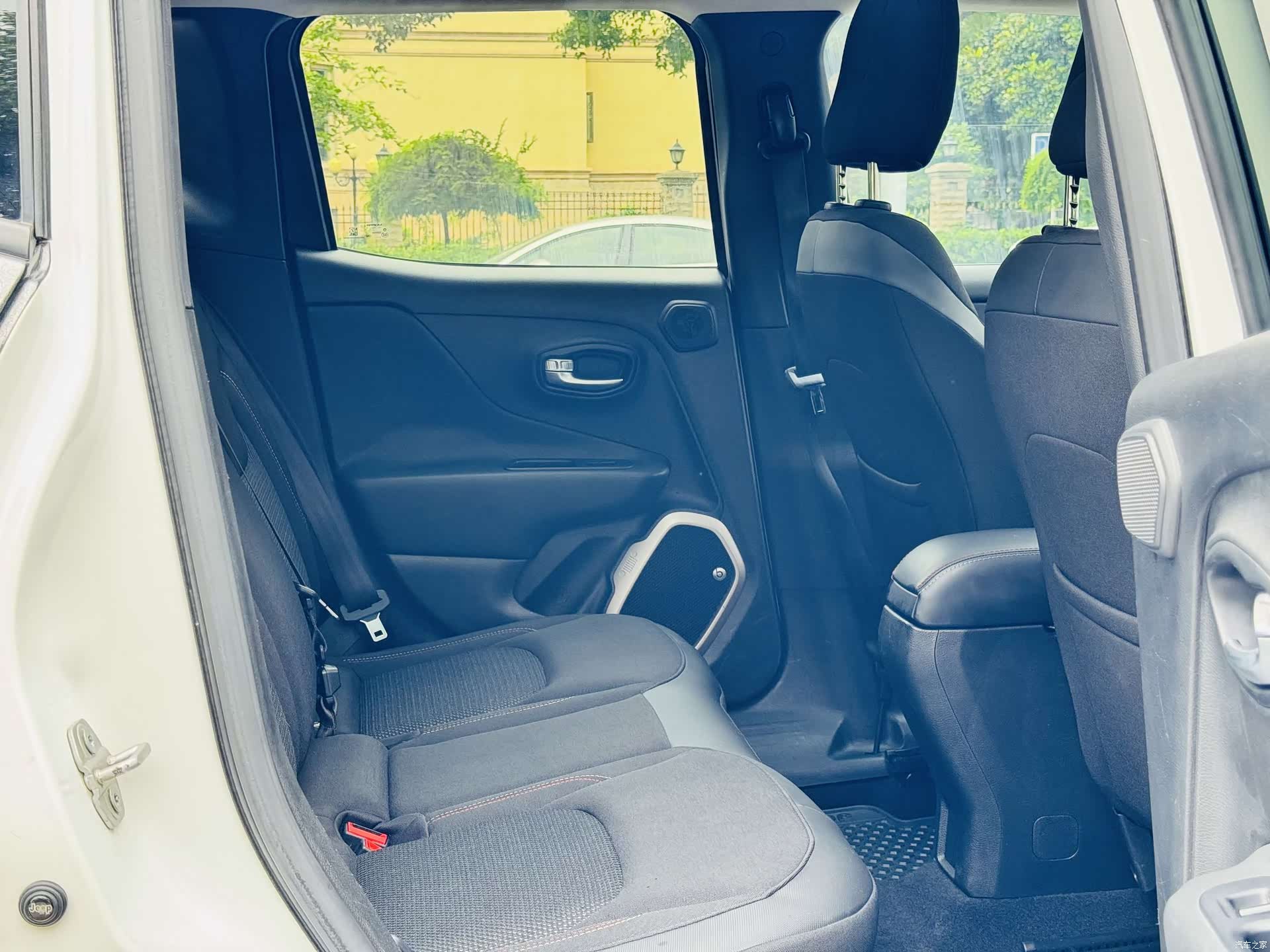 Jeep Renegade, 2016 14