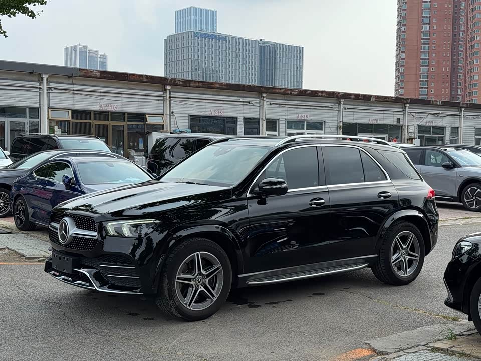 Mercedes-Benz GLE Mercedes-Benz GLE