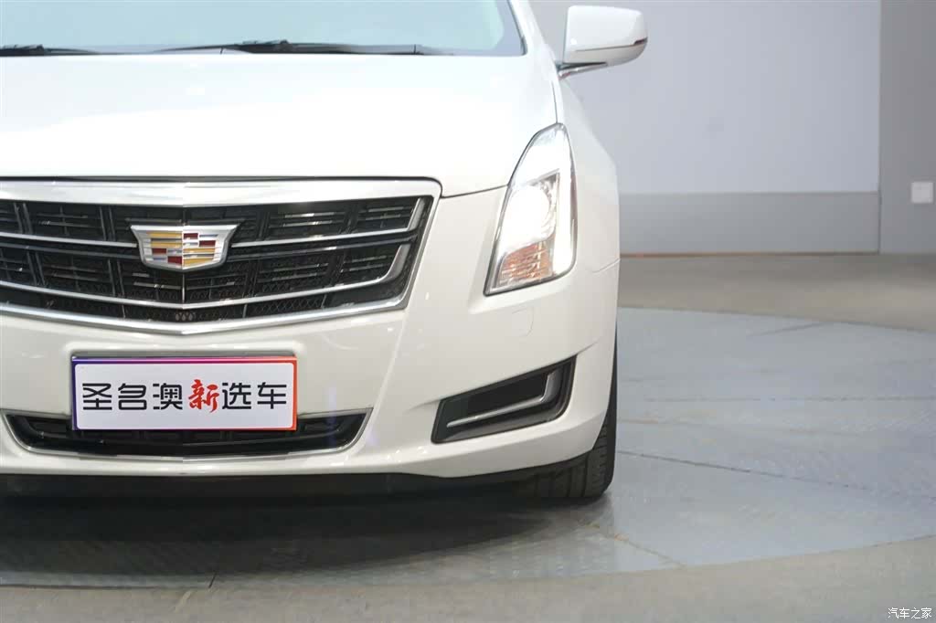 Cadillac XTS, 2017 3