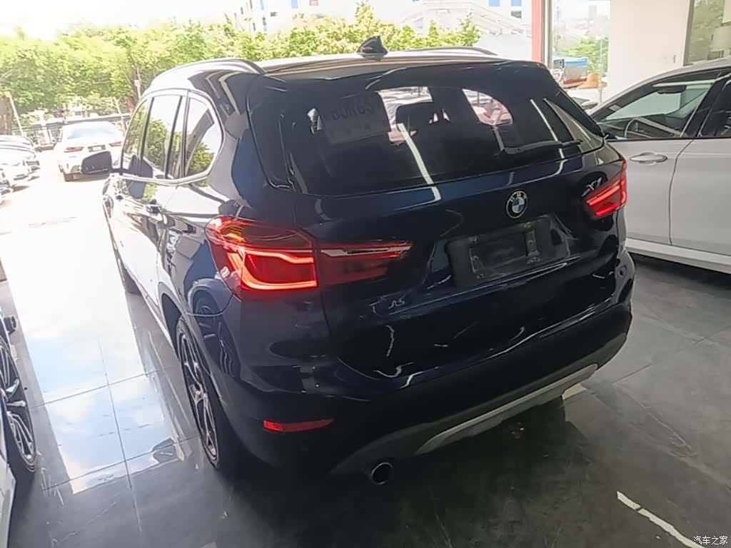 BMW X1, 2017 все фото