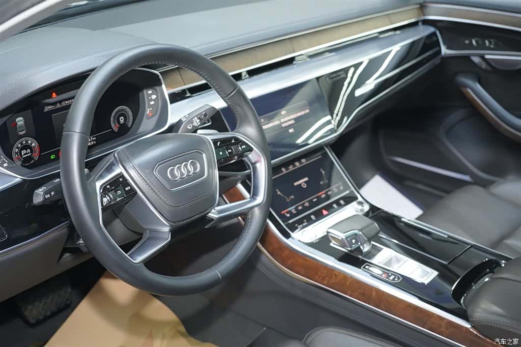 Audi A8L, 2020 14