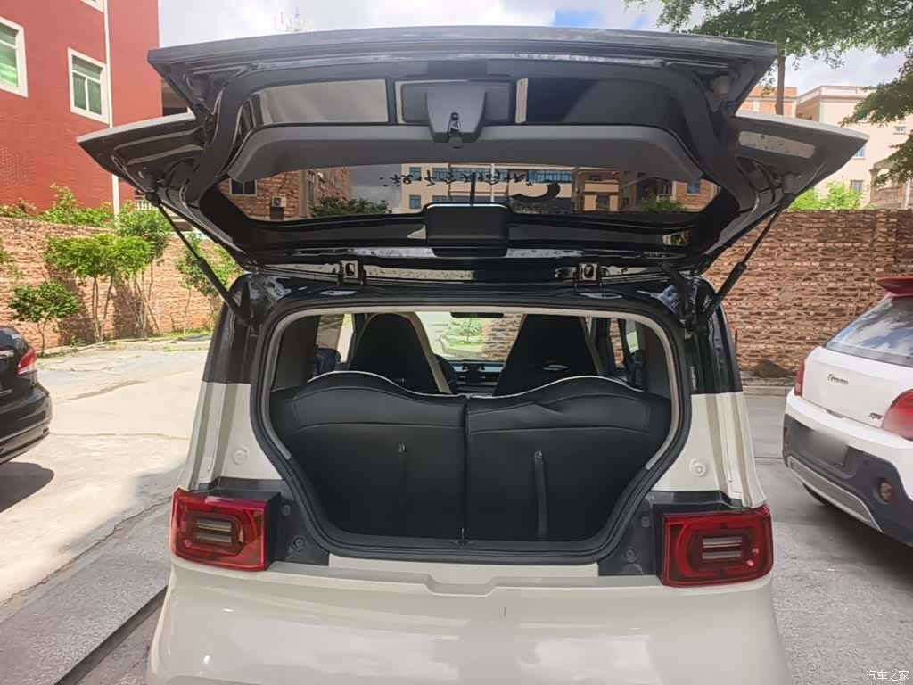 Wuling MINIEV, 2022 19