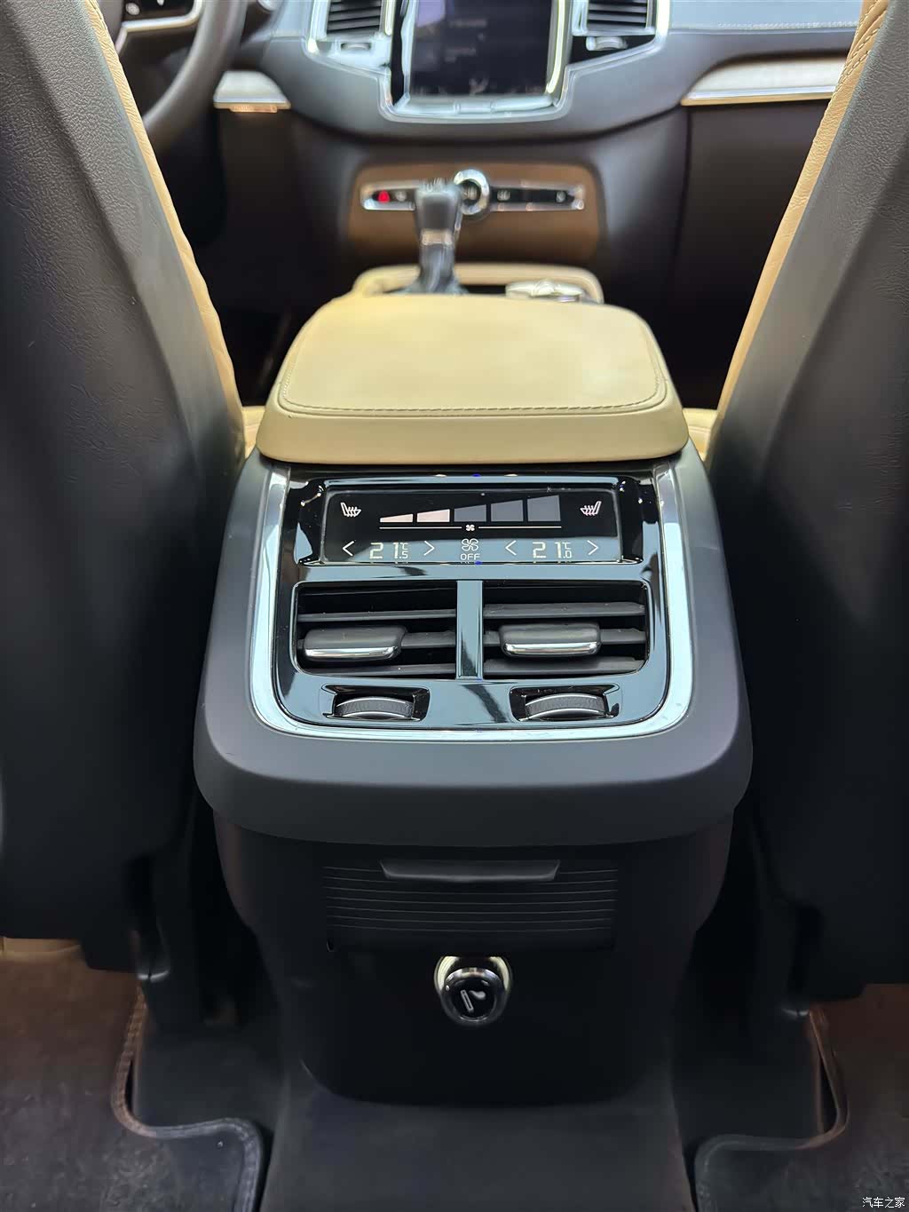 Volvo XC90, 2017 12