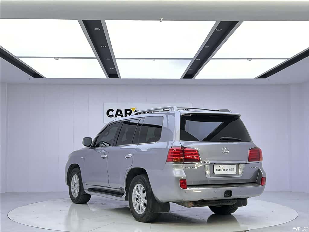 Lexus LX, 2008 6