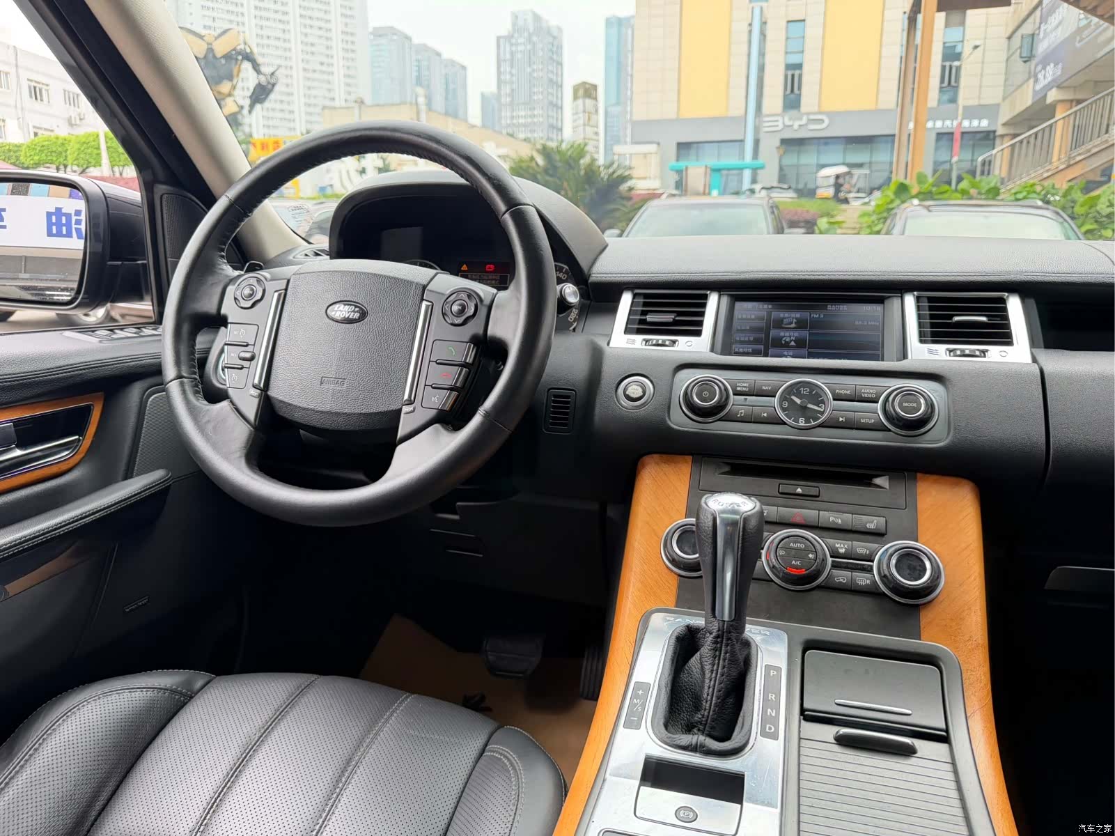 Land Rover Range Rover, 2012 7