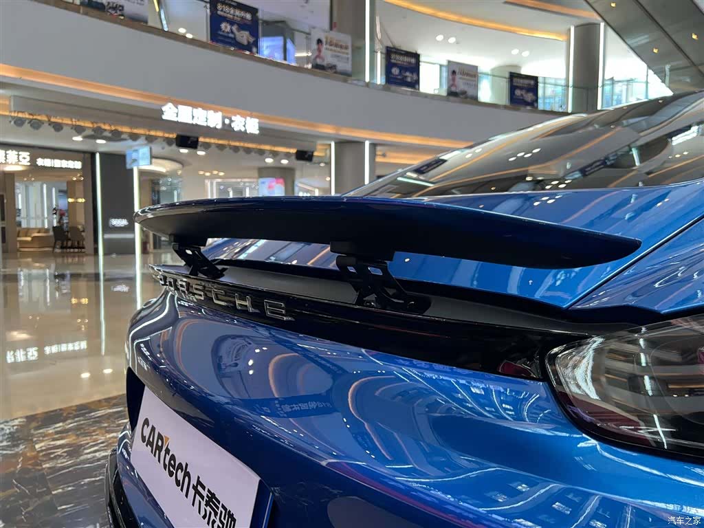 Porsche Cayman, 2018 30