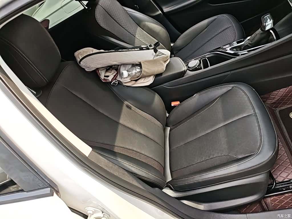 Buick Verano, 2022 25