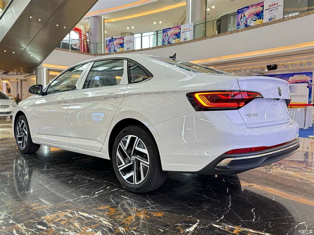 Volkswagen Sagitar, 2025 7