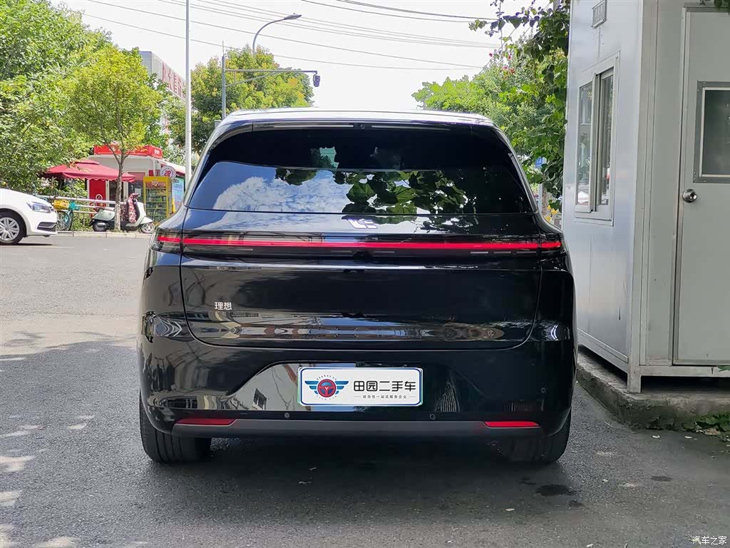 Li Auto L6, 2025 все фото