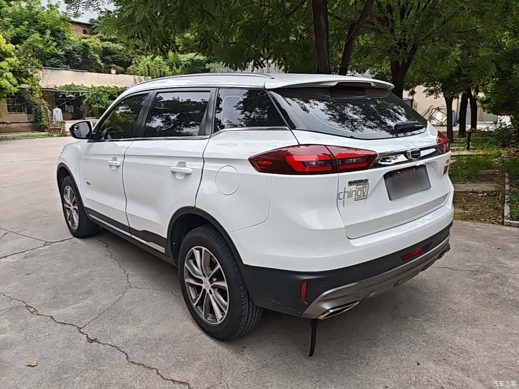 Geely Boyue, 2018 все фото