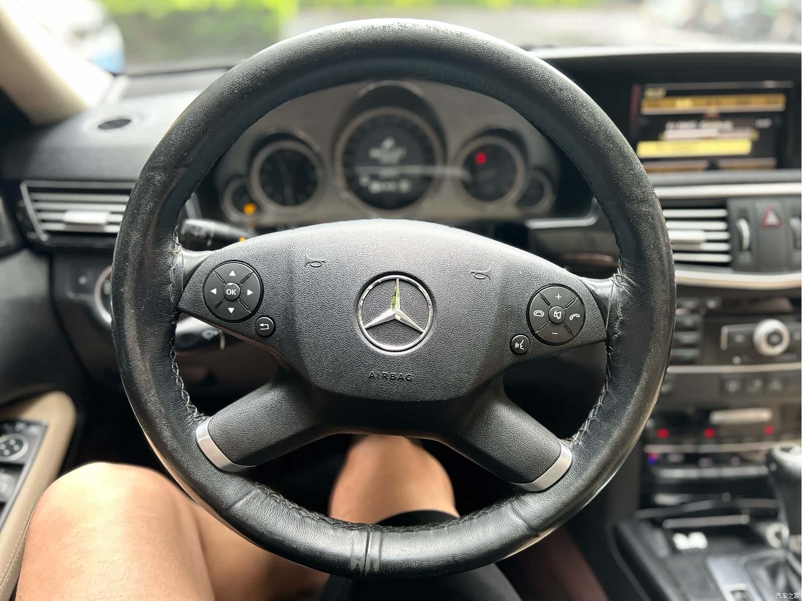 Mercedes-Benz E-Class, 2012 9