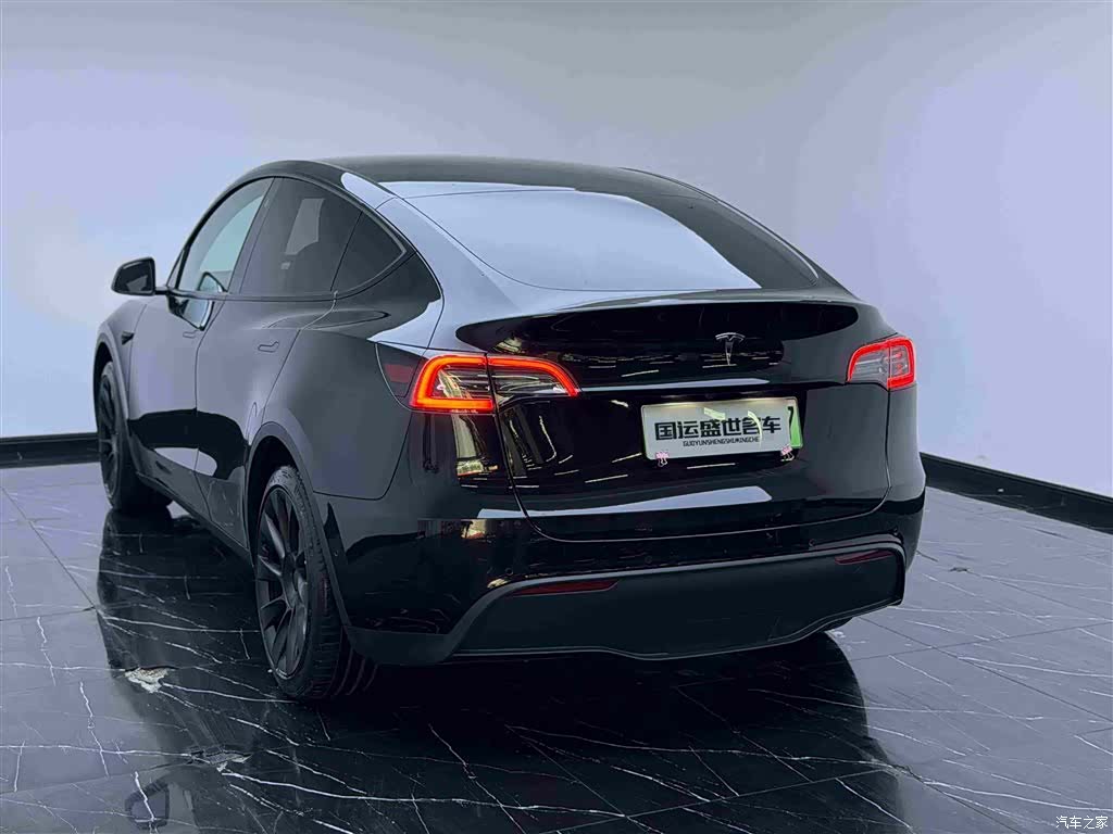 Tesla Model Y, 2023 6