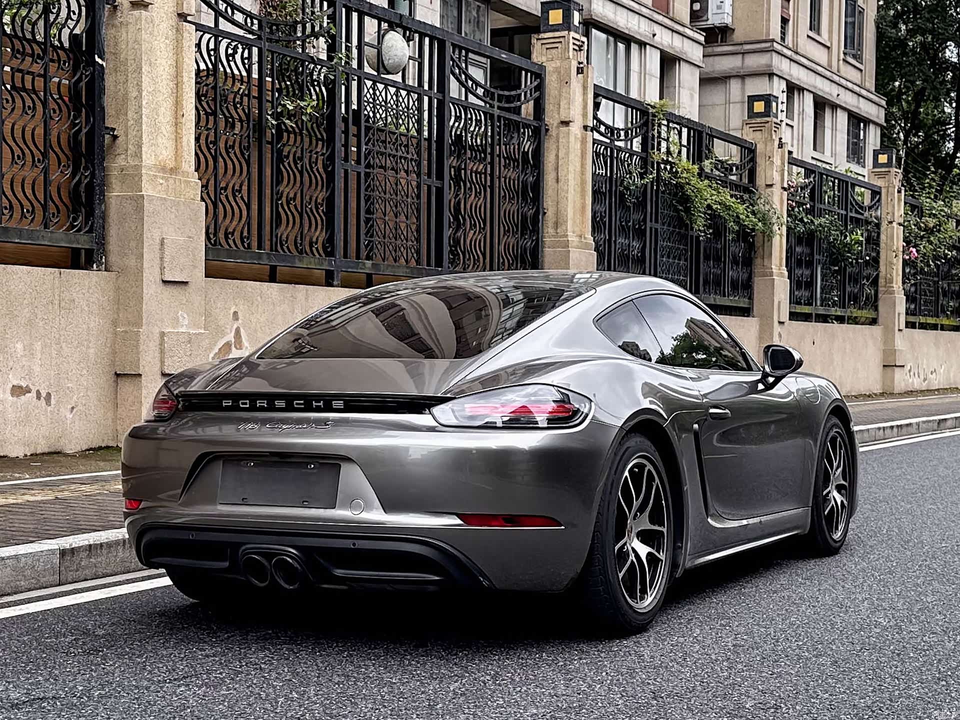 Porsche Cayman, 2017 4
