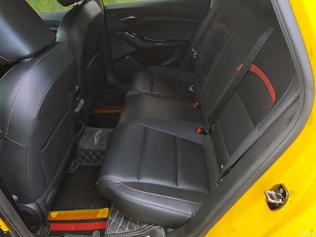 MG MG5, 2023 17