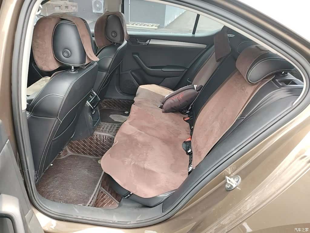 Skoda Superb, 2018 17