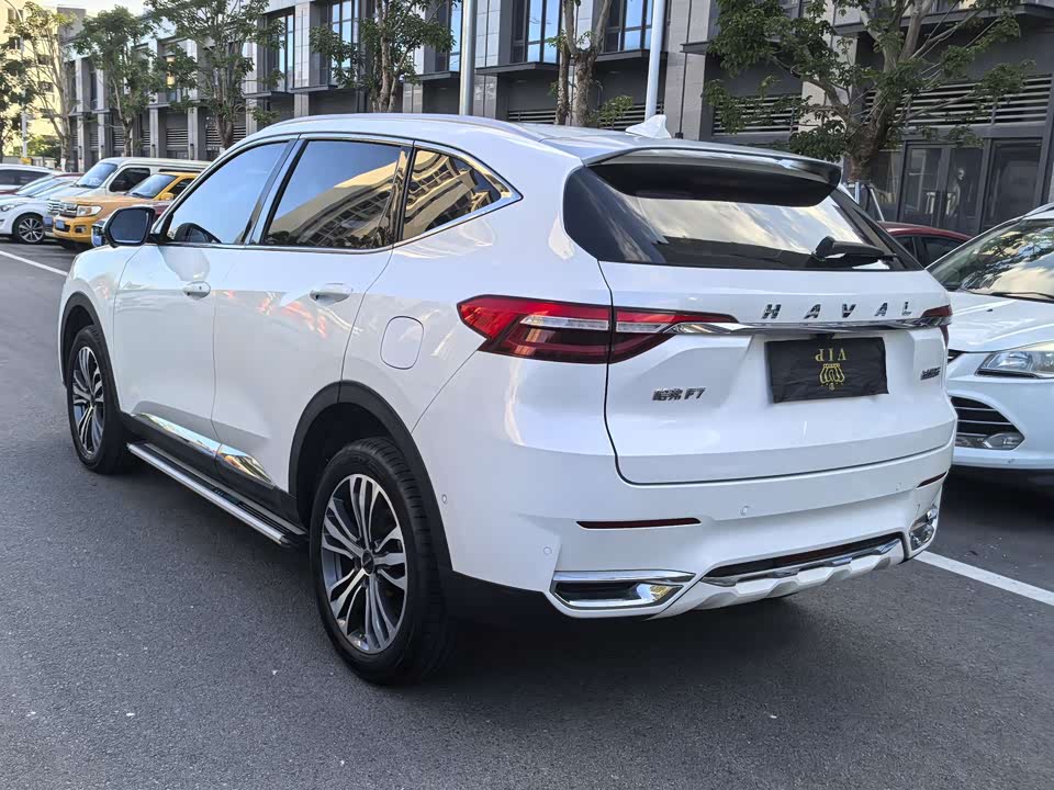 Haval F7