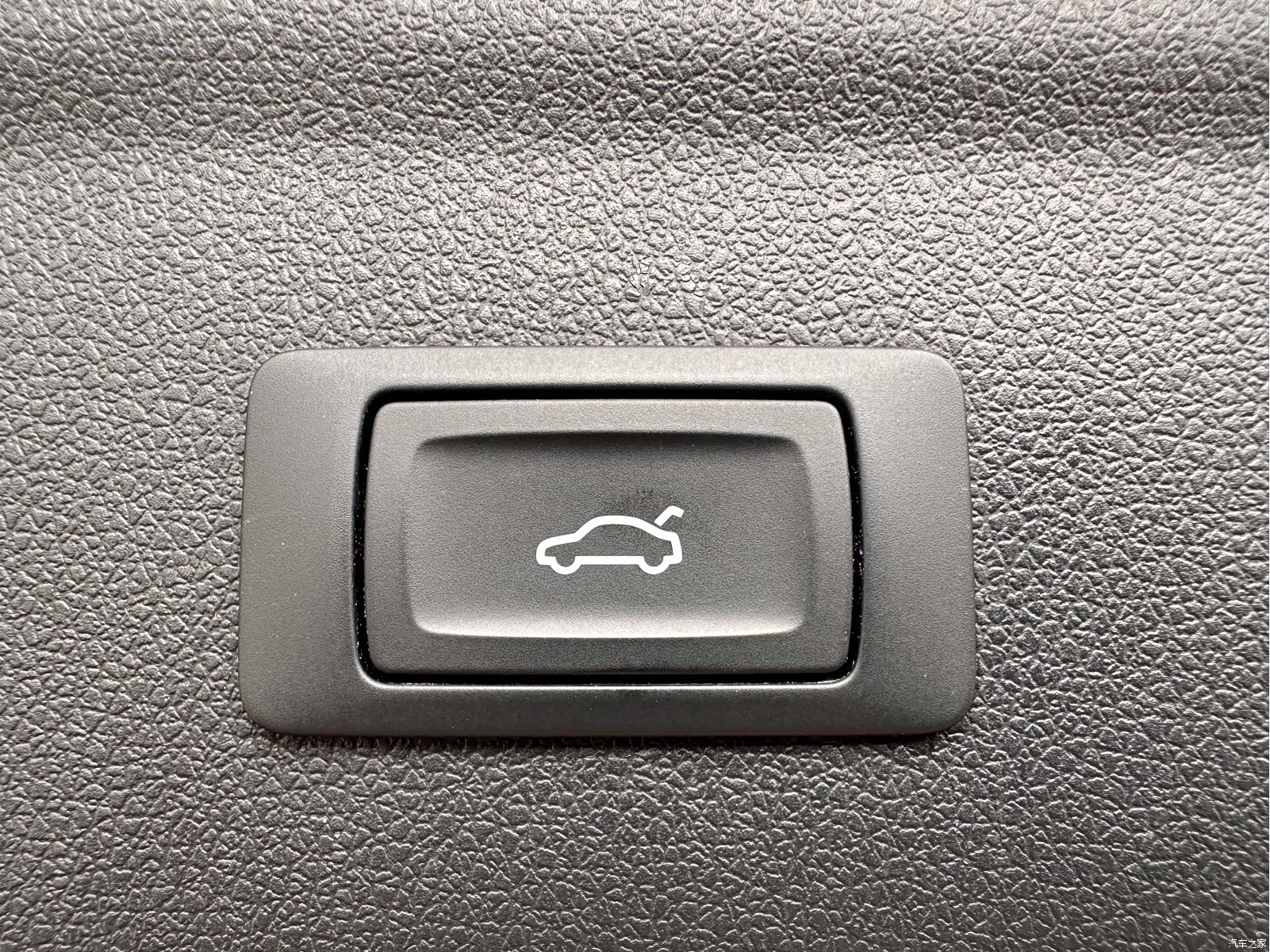 Audi Q3, 2016 23