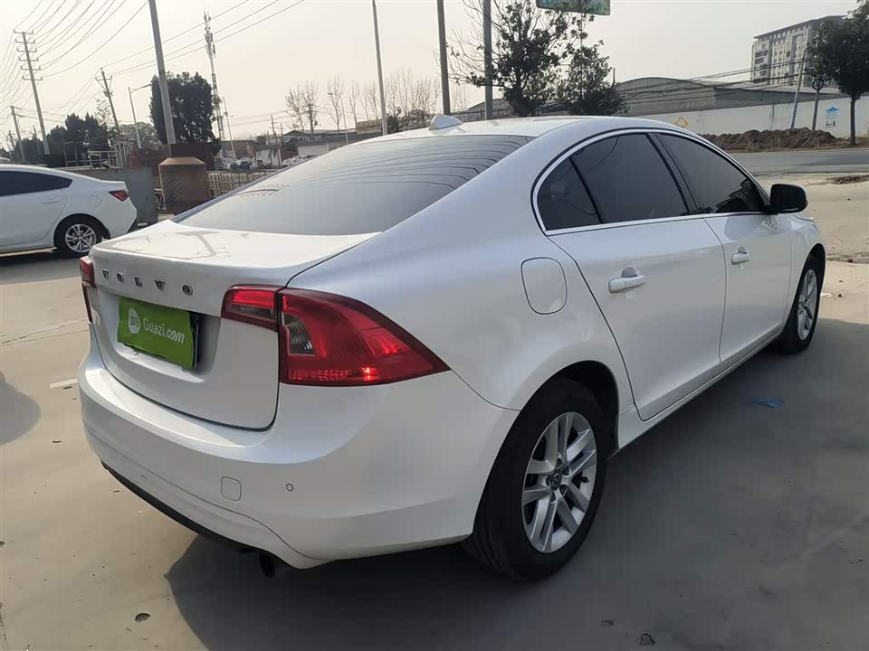 Volvo S60